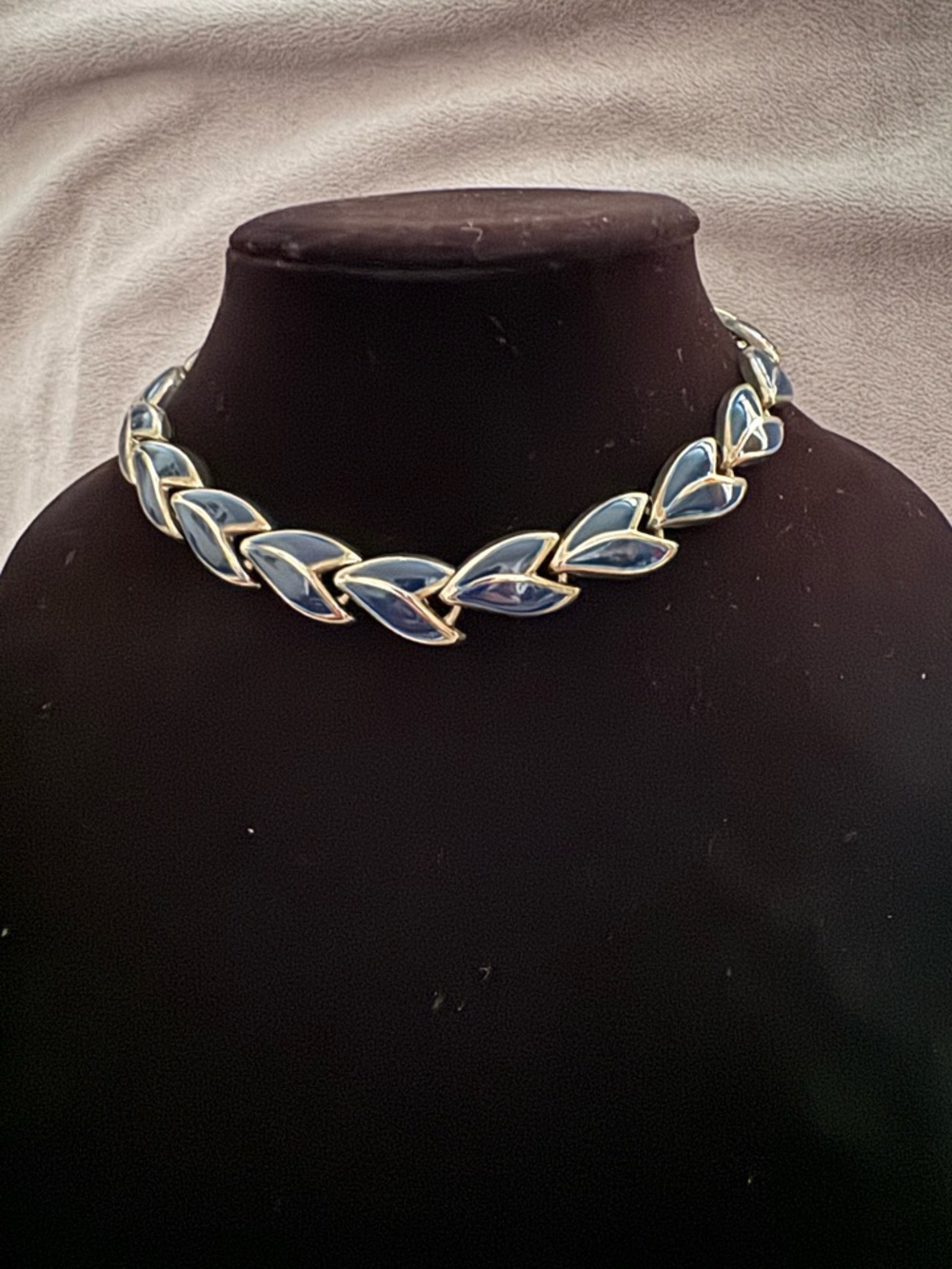 Blue Enamel Leaf Silver Tone Choker Necklace - Women's Jewelry